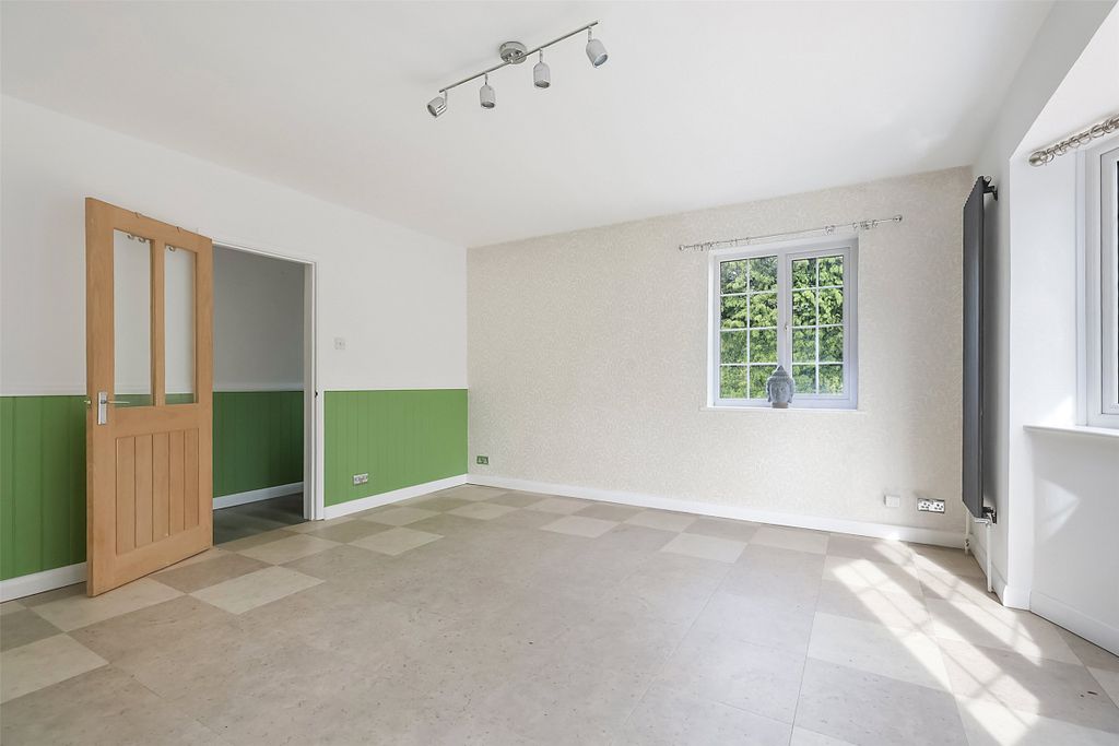 Property photo 3 of 9 Picture No. 04