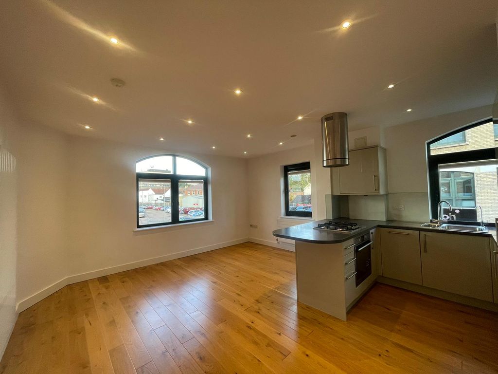 Property photo 3 of 7 Living Room