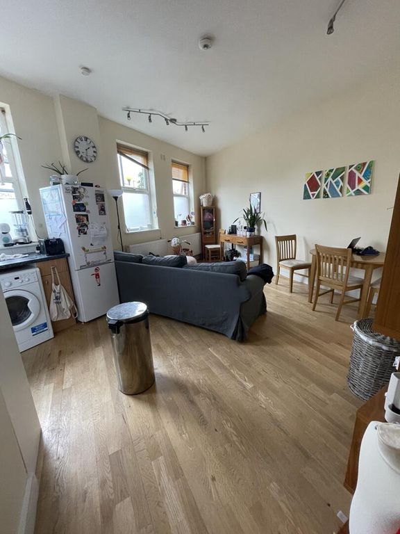 Property photo 1 of 5 Kitchen