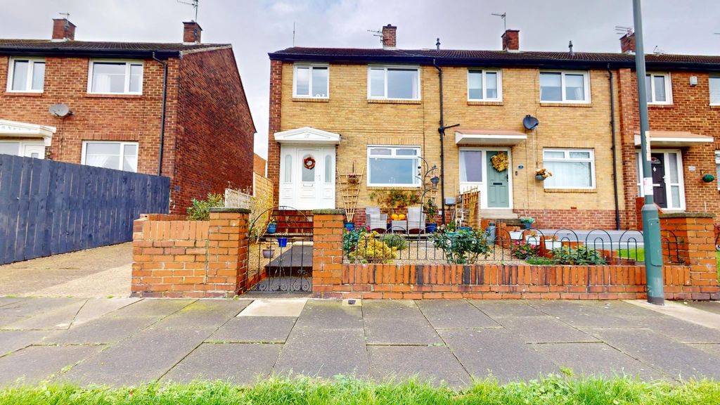 Property photo 1 of 17 5262921