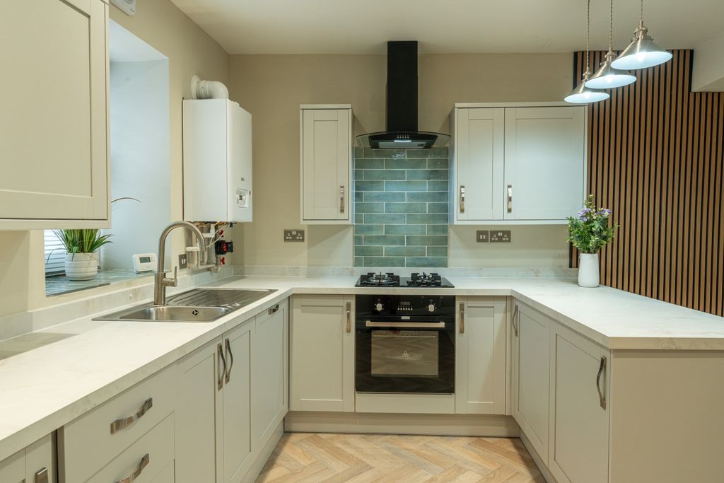 Property photo 2 of 18 Crosskeys-24