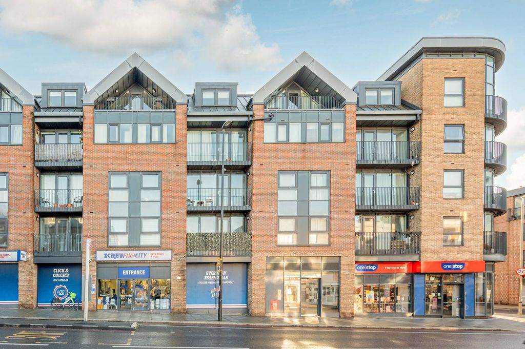 Property photo 3 of 9