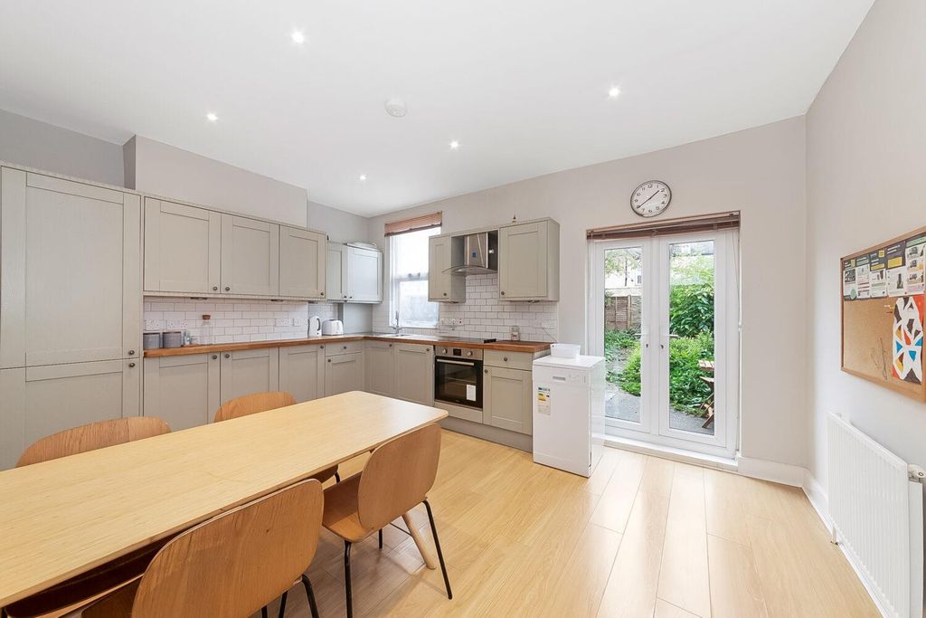 Property photo 3 of 10 Img_0165-3-1500x1000.Jpg