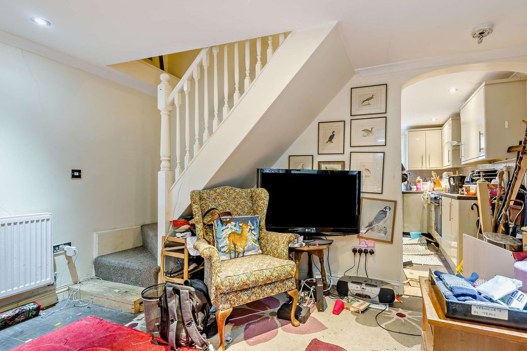 Property photo 2 of 22