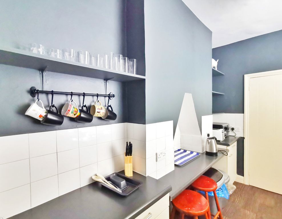 Property photo 1 of 35