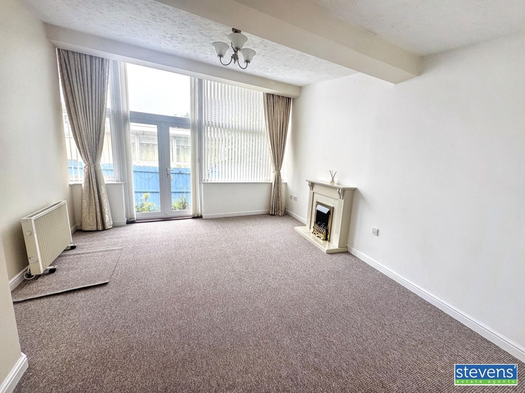 Property photo 3 of 14 Img_1016