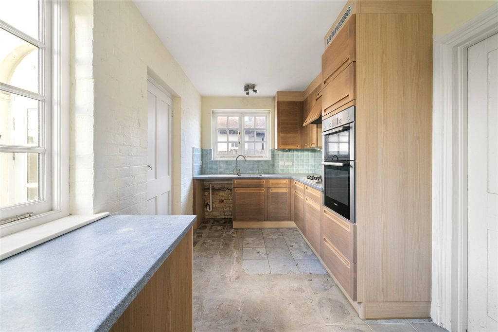 Property photo 3 of 12 Picture No. 05