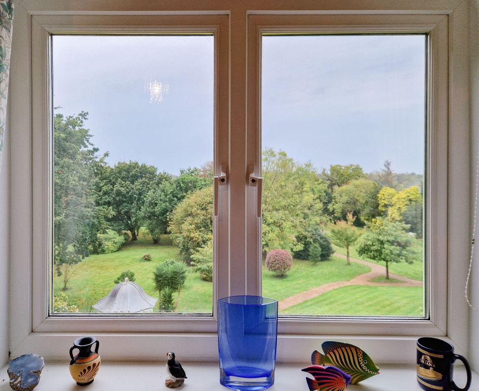 Additional image 10 of 2 bed flat for sale29 Oaklands Manor, St Saviour JE2