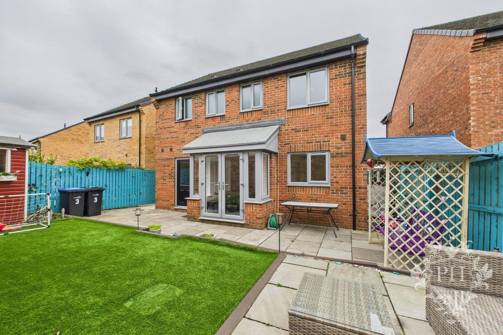 Property photo 2 of 24 Cam02002G0-Pr0211-Still021.Jpg