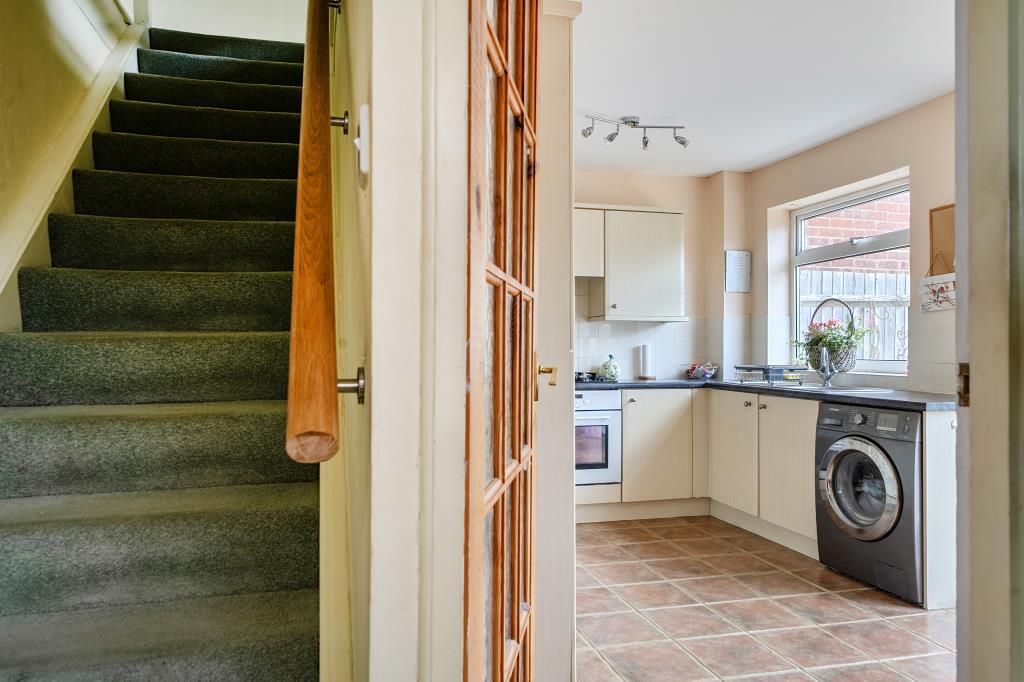 Property photo 3 of 21 Entrance Hall