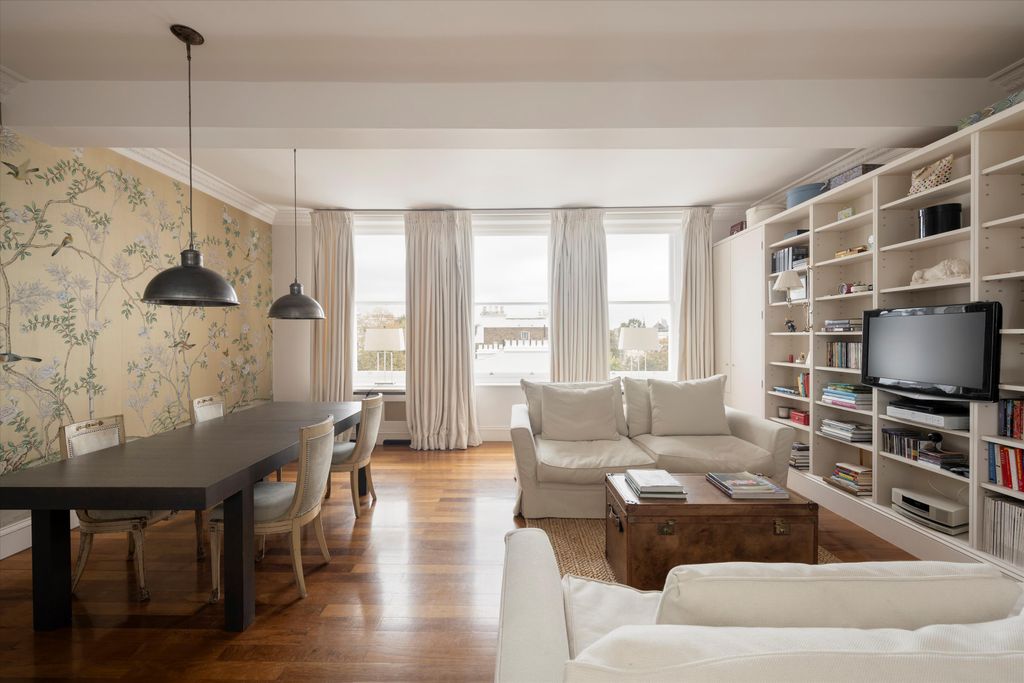 Property photo 2 of 16 Image