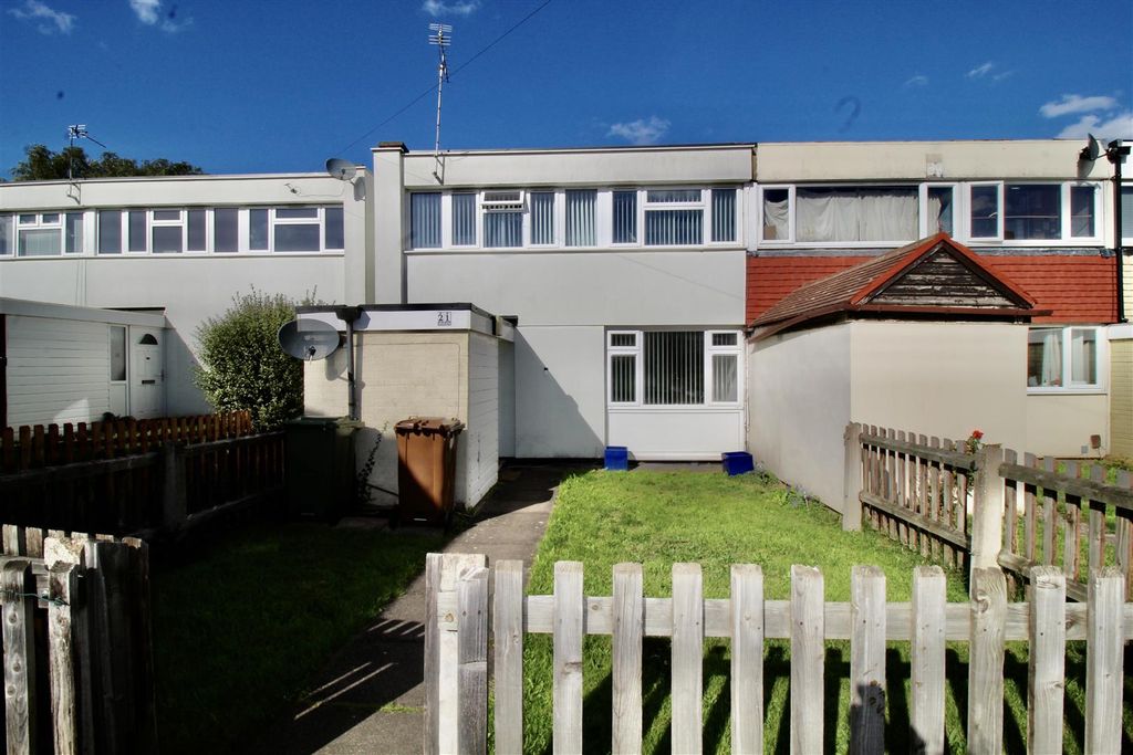 Property photo 1 of 16 Front Gsrden