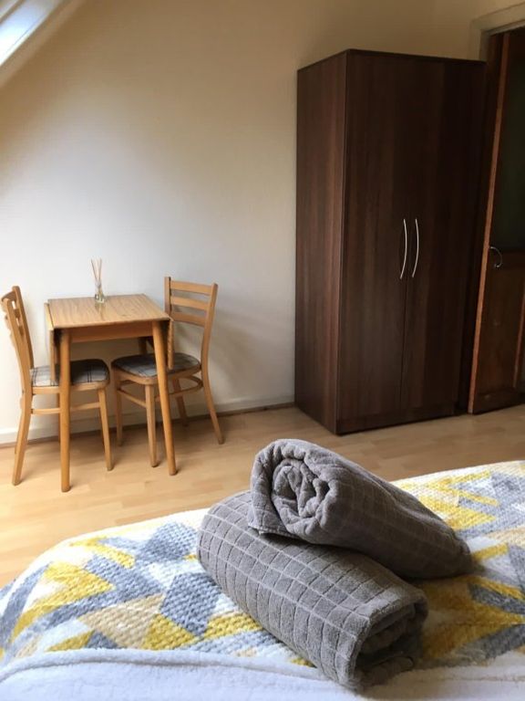 Property photo 3 of 7 80d517Df-5512-47c1-B504-A87E7754Aa81 1.Jpg