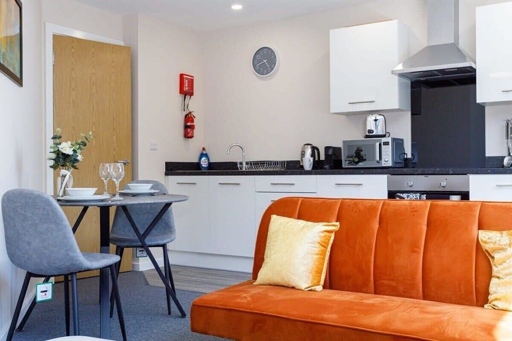 Property photo 3 of 7