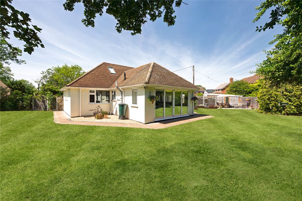 Property photo 1 of 33 Picture No. 39