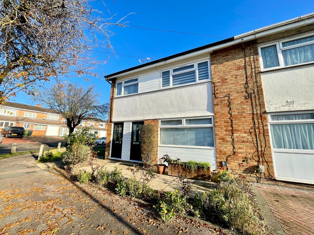 Property photo 1 of 9 2052991