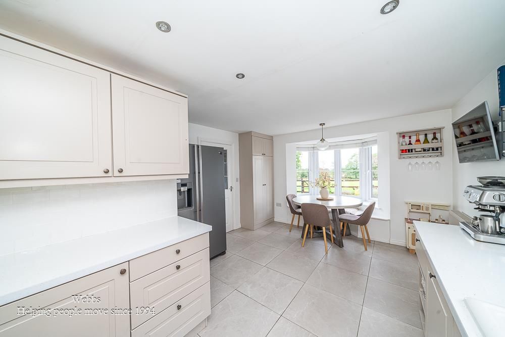 Property photo 2 of 43