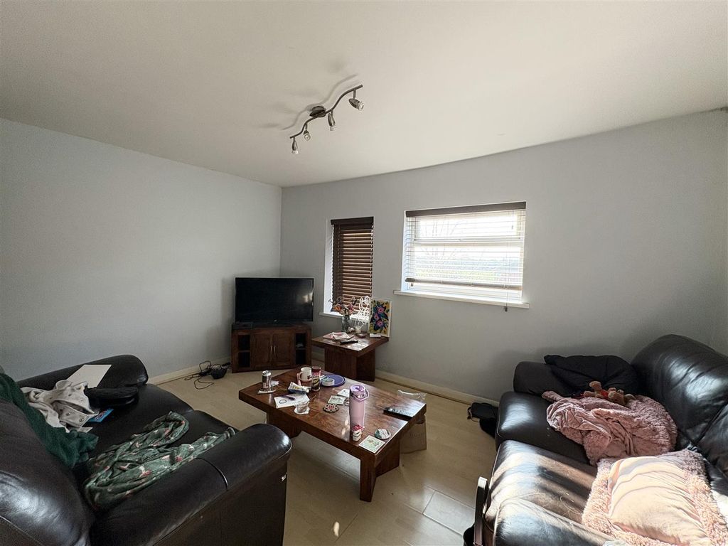 Property photo 1 of 9 Image00006.Jpeg