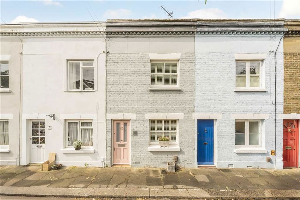 Property photo 1 of 6