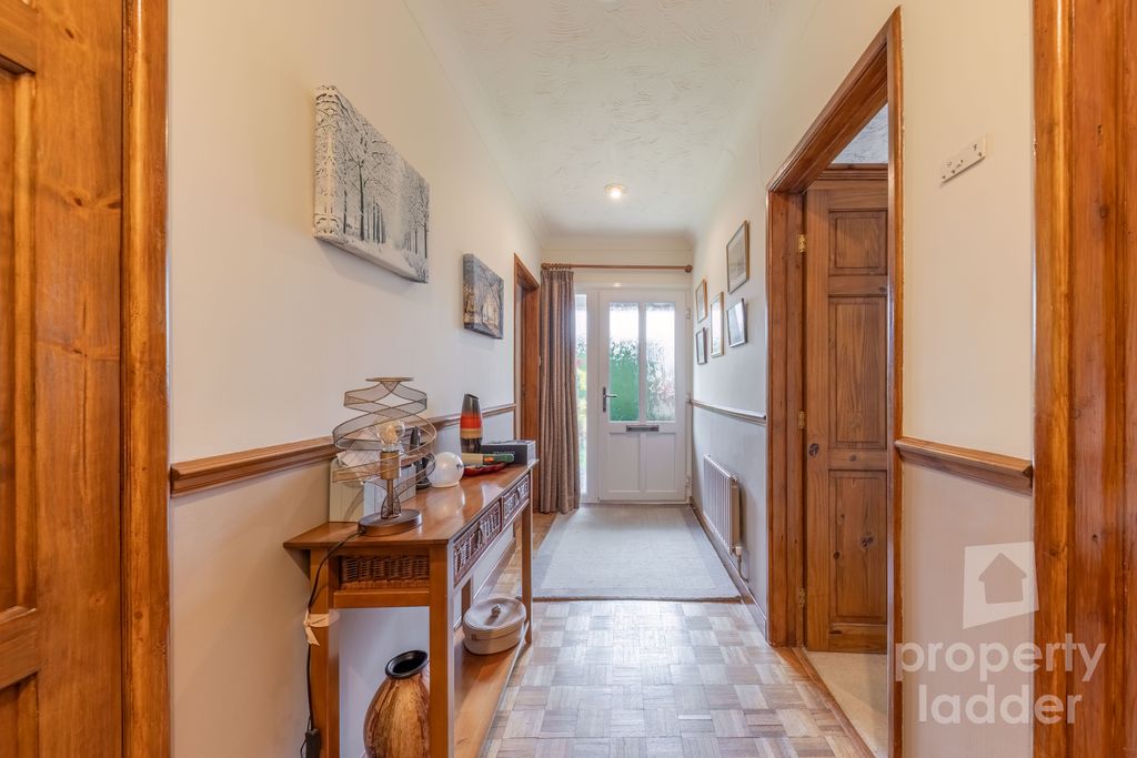 Property photo 2 of 15 Pl-7