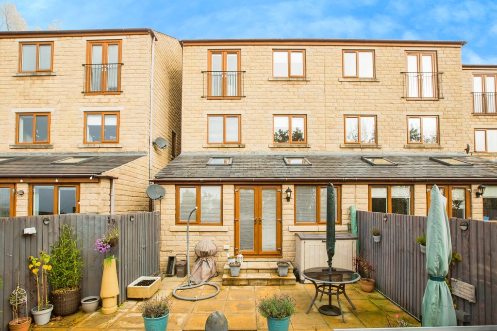 Property photo 2 of 26 Rear View