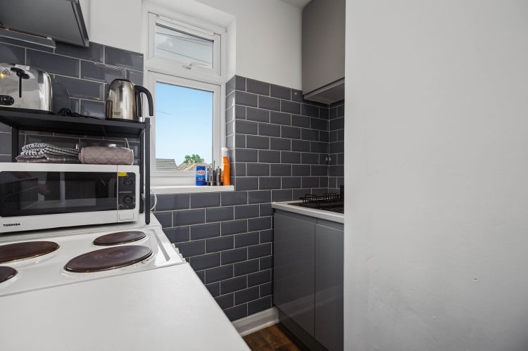 Property photo 3 of 7 334438