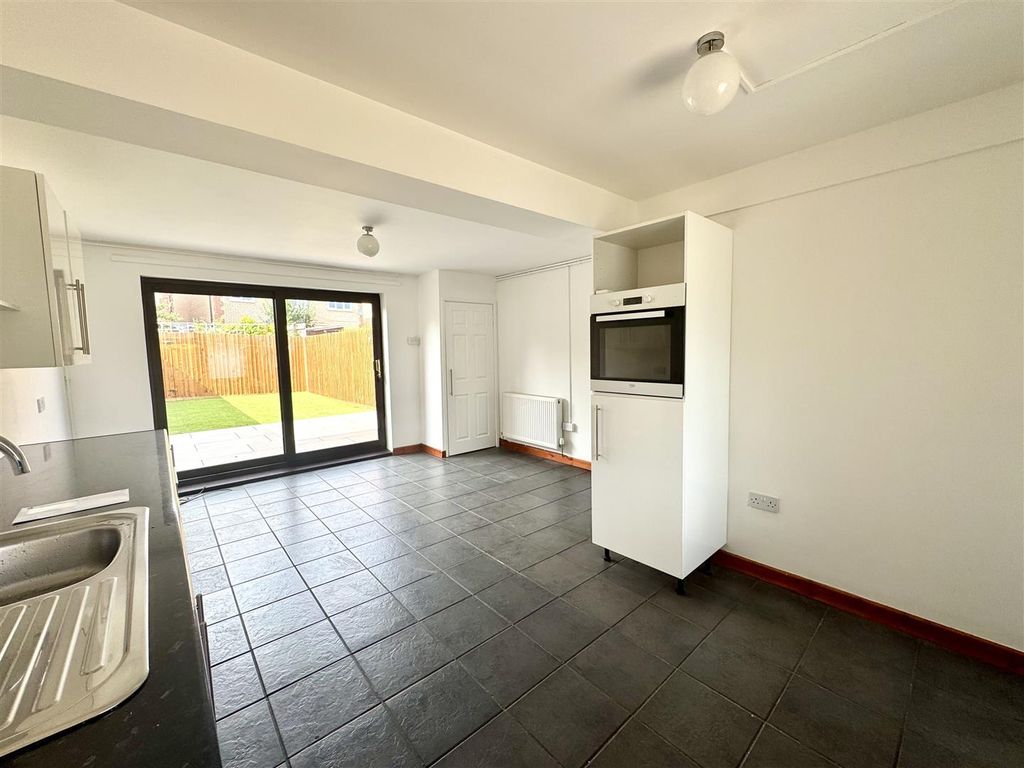 Property photo 3 of 18 Kitchen/Dining/Living Room