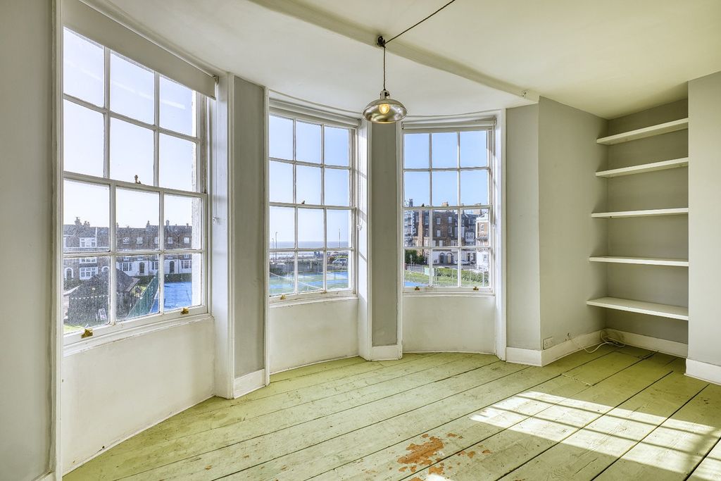 Additional image 5 of 1 bed flat for saleSpencer Square, Ramsgate CT11