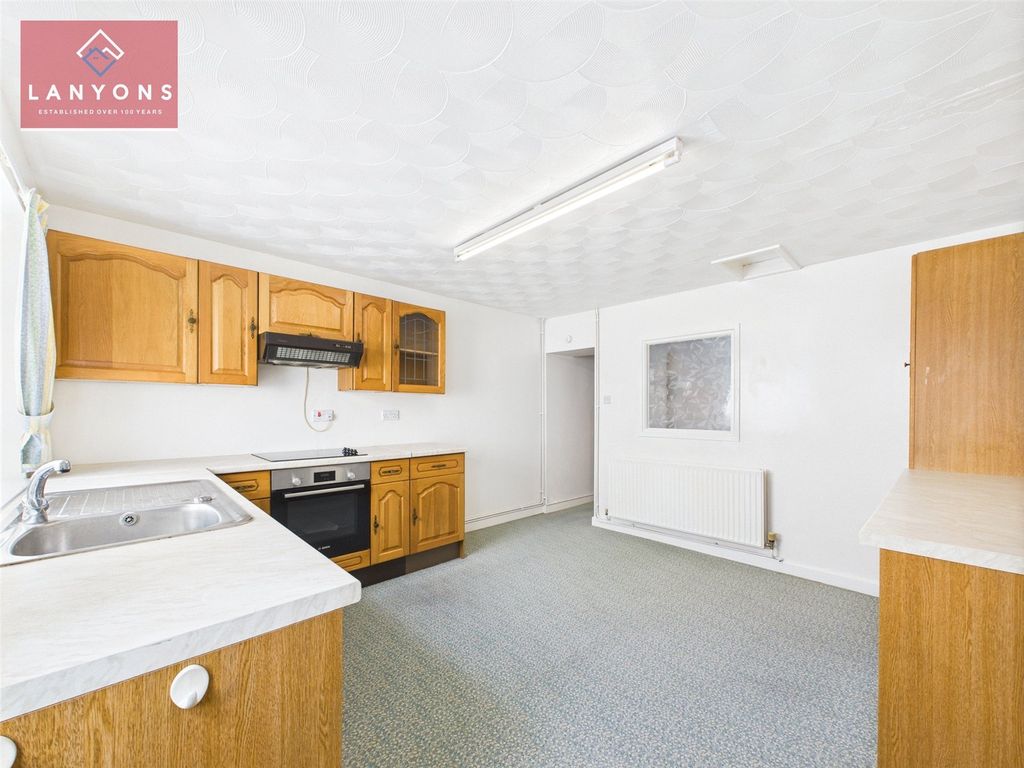Property photo 3 of 16 Picture No. 04