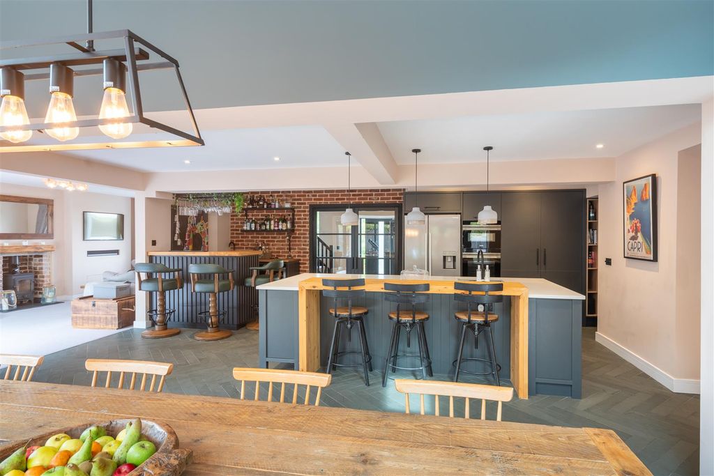 Property photo 2 of 24 _A7R0738-Hdr.Jpg