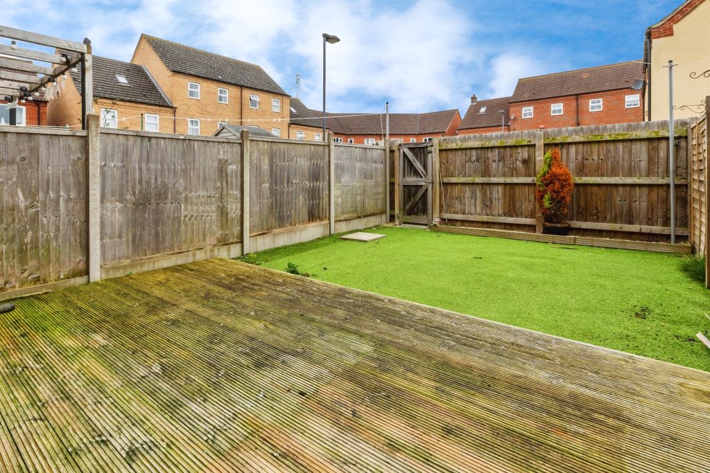 Property photo 2 of 17 Rear Garden