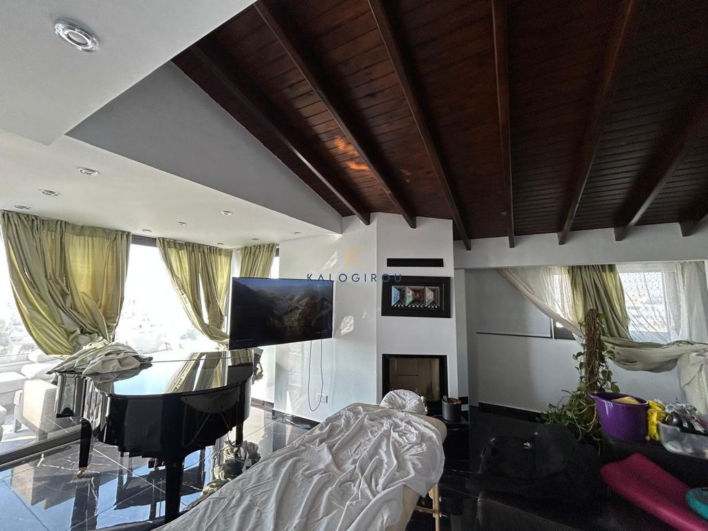 Property photo 3 of 23