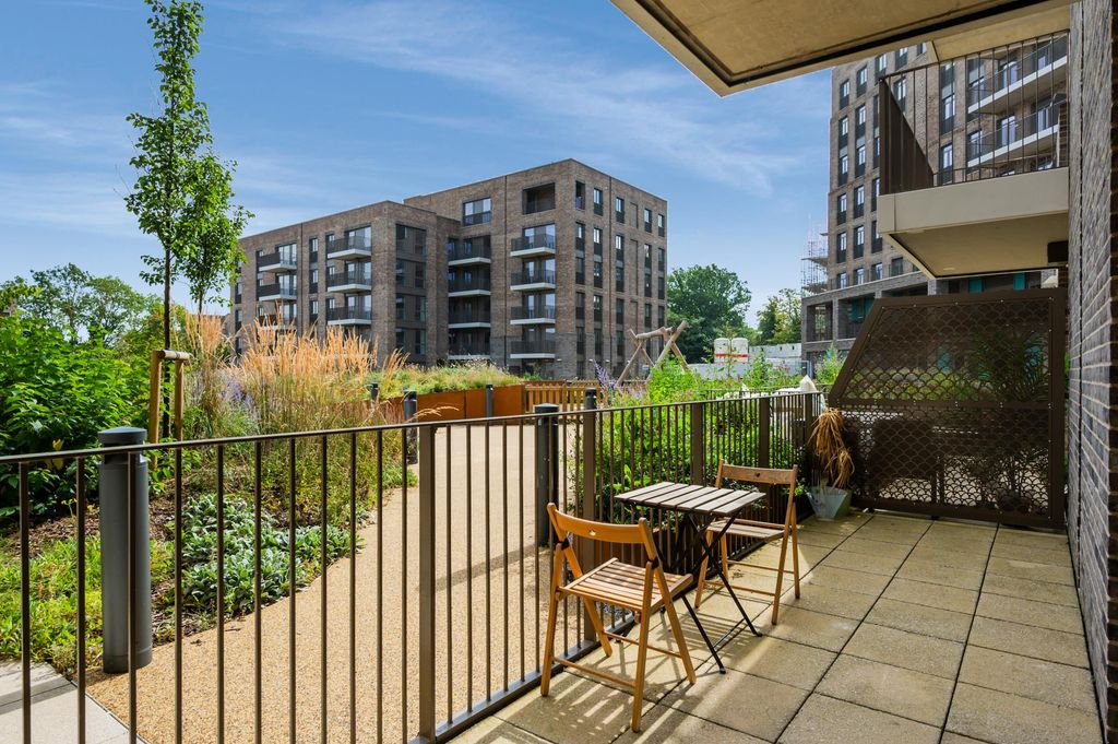 Property photo 3 of 9