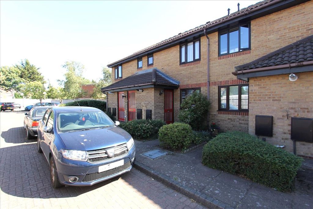 Property photo 1 of 6