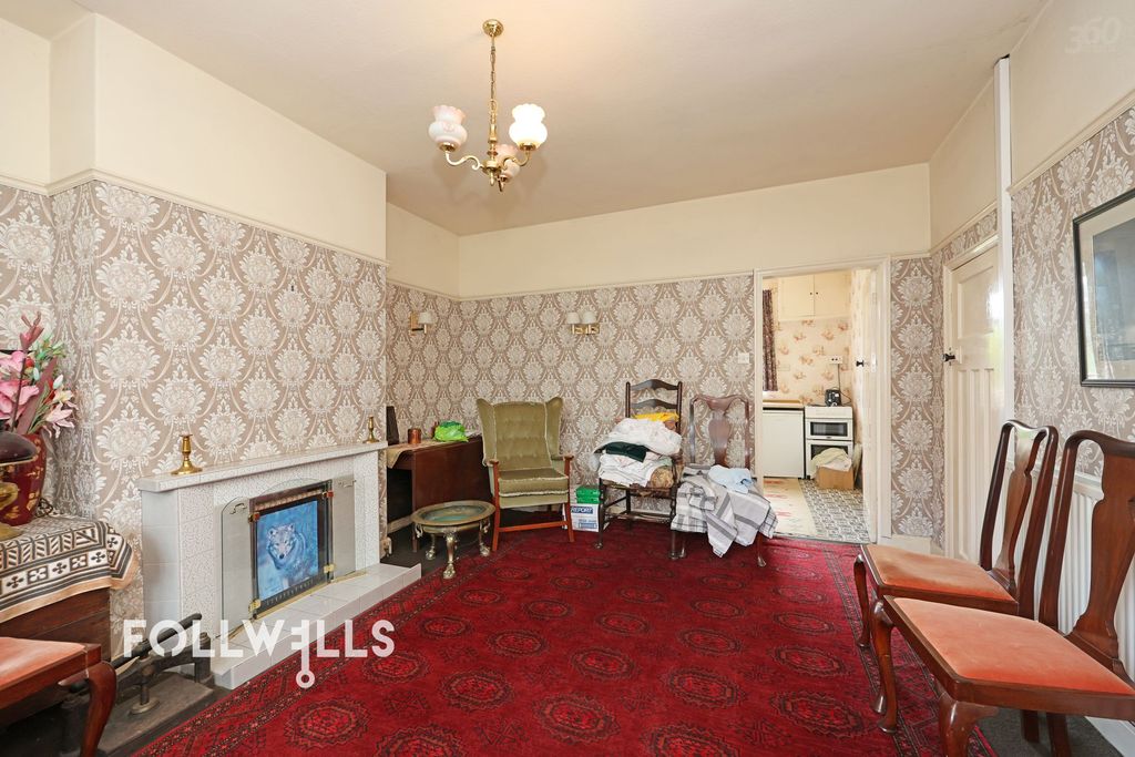 Property photo 2 of 15