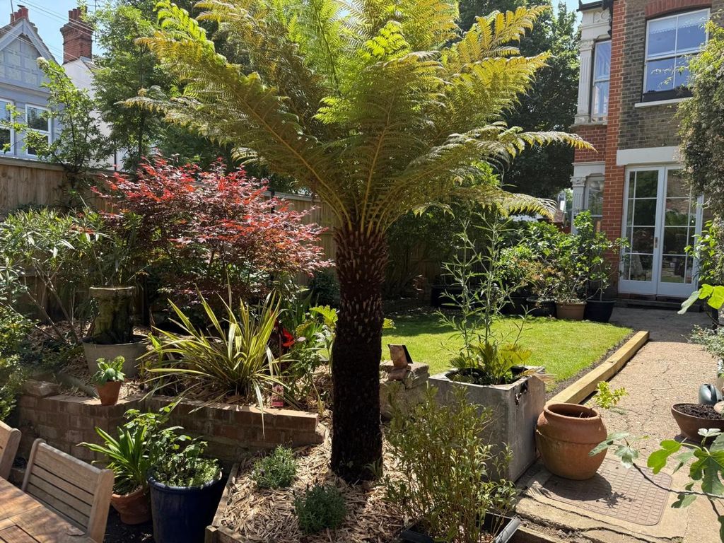 Property photo 3 of 38