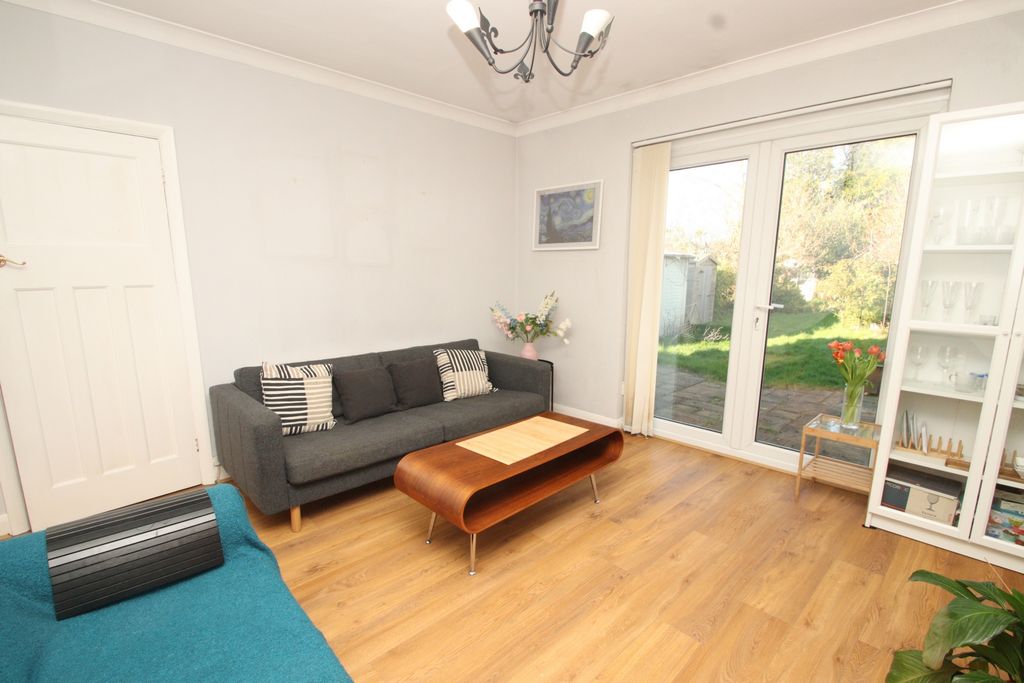 Property photo 3 of 11 Photo 10