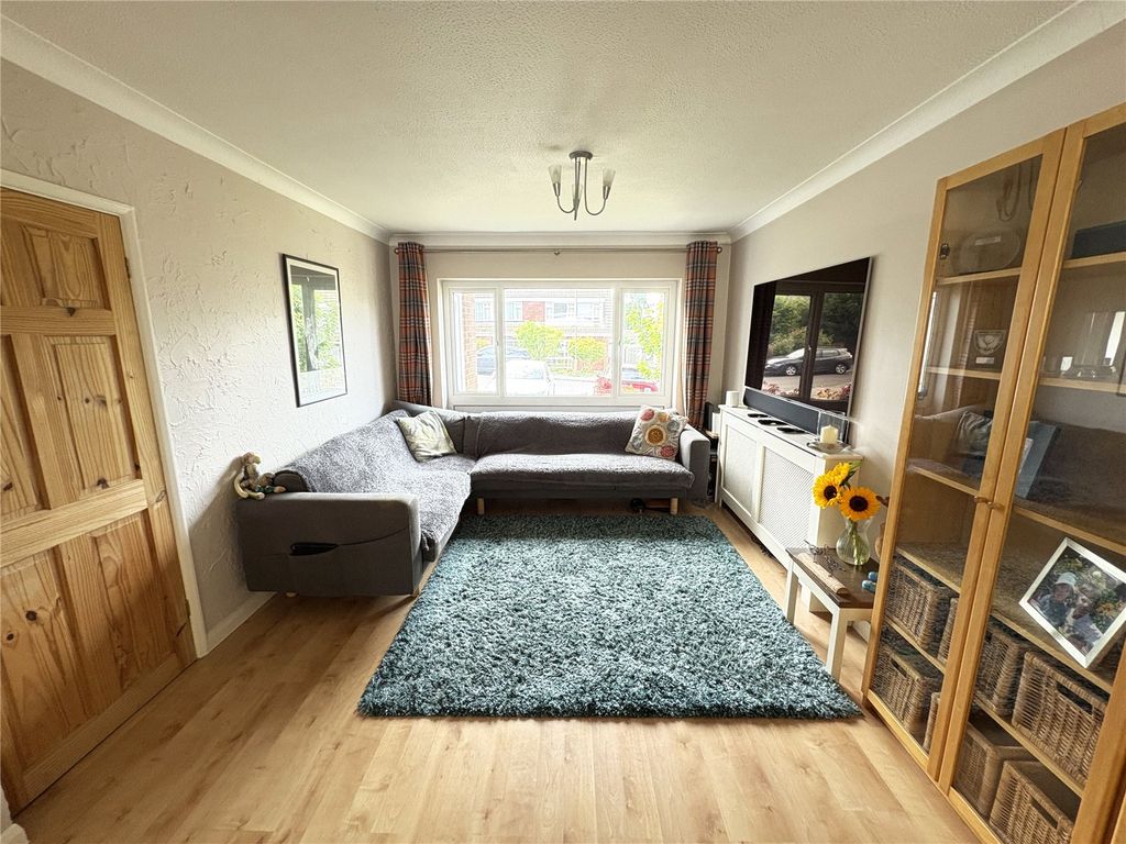 Property photo 2 of 17 Picture No. 19