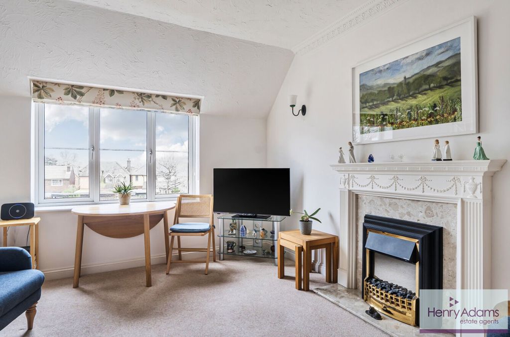 Additional image 7 of 1 bed flat for saleKing George Avenue, Petersfield GU32