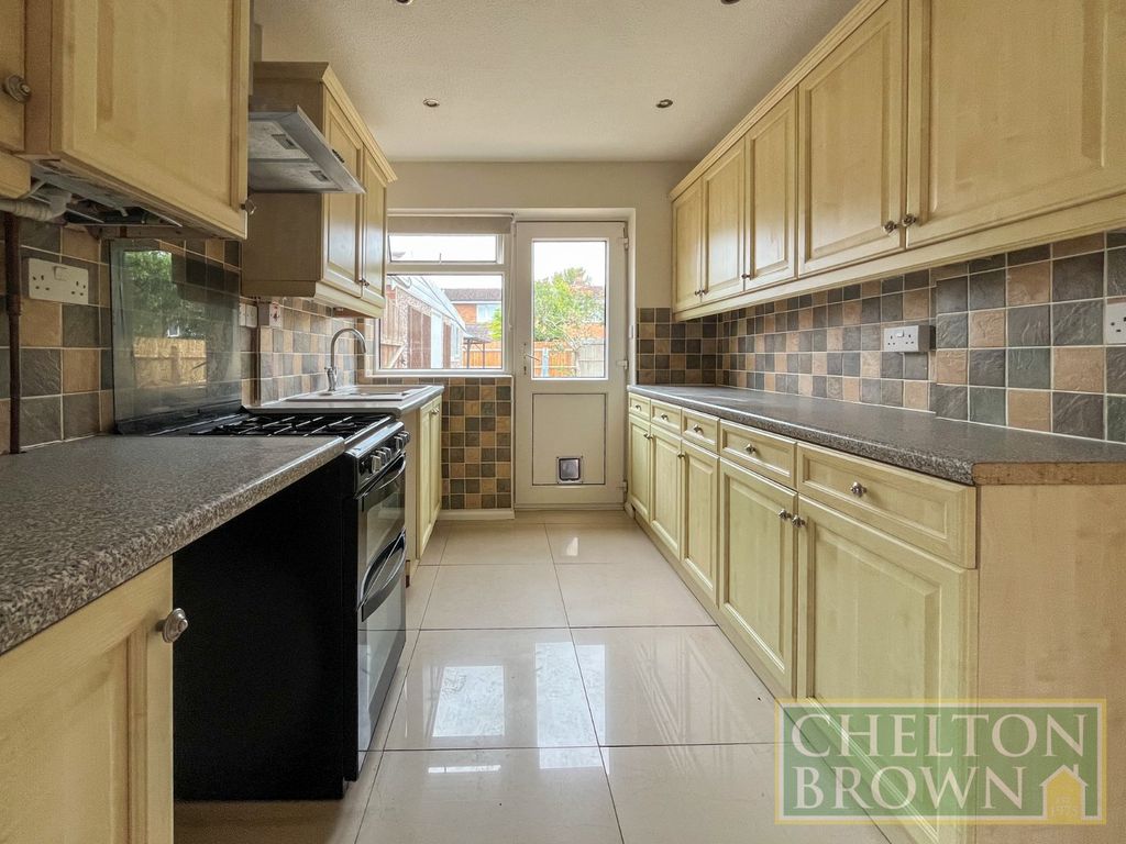 Property photo 2 of 21 Picture No. 02