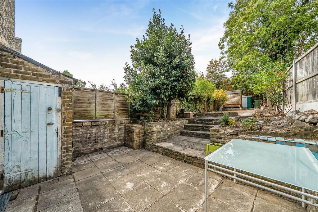 Property photo 2 of 10 Patio 22B.Jpg