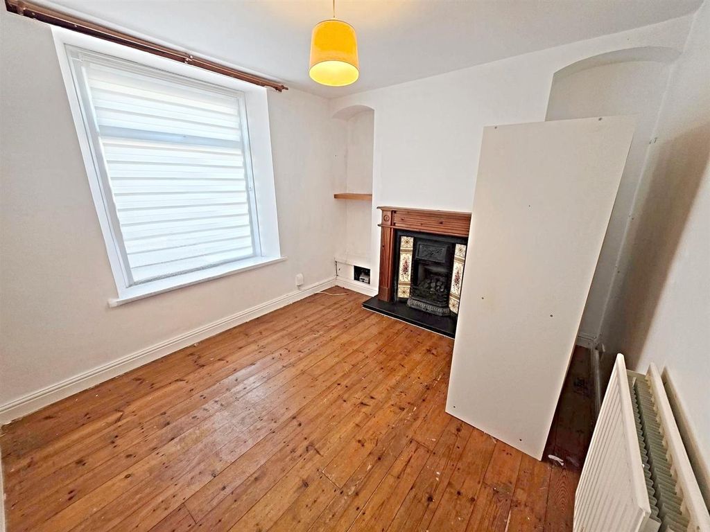 Additional image 5 of 2 bed terraced house to rentVaughan Street, Pwllgwaun, Pontypridd CF37