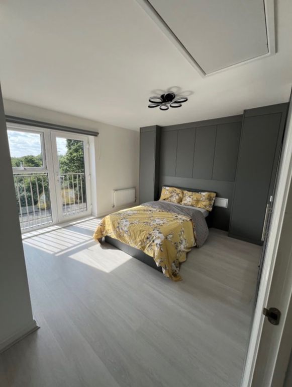 Property photo 1 of 5 Double Bedroom