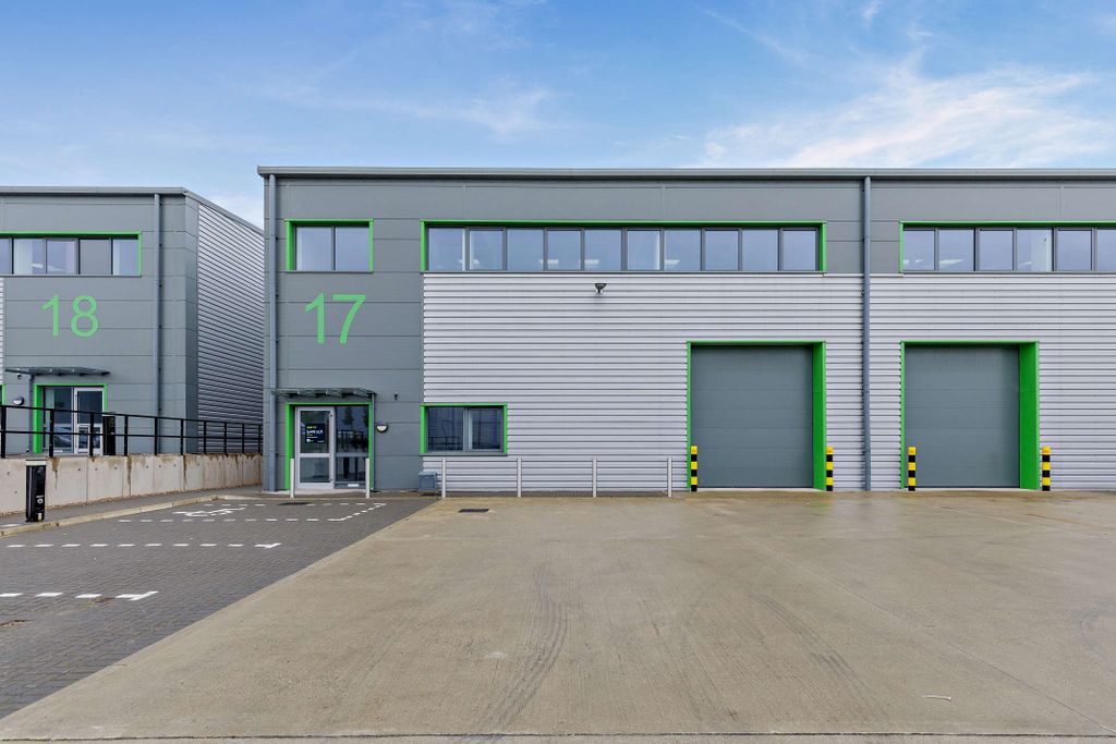 Property photo 1 of 10