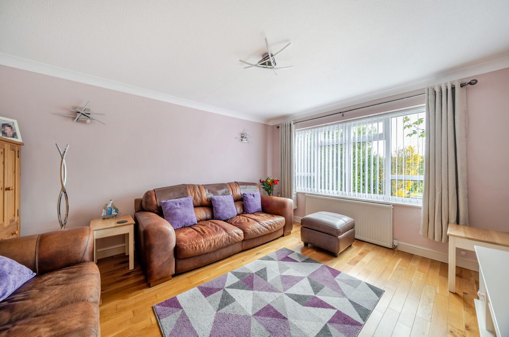 Property photo 2 of 14 1433569-23-69Cbaa...