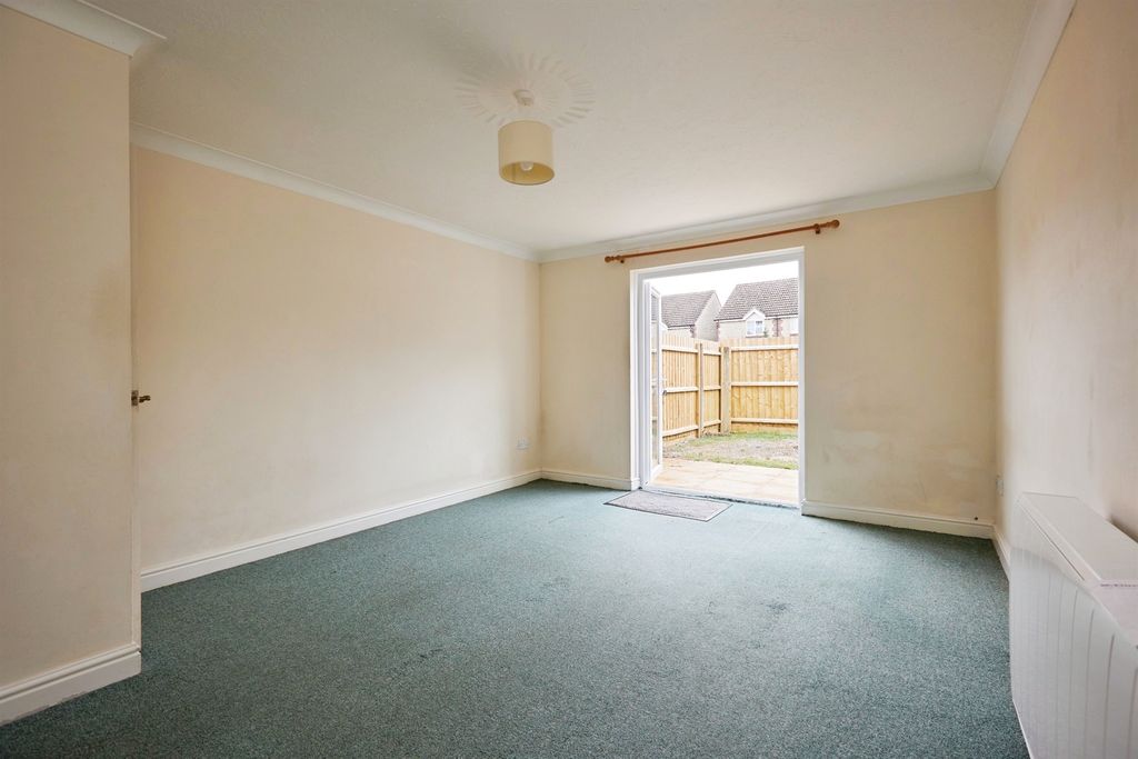 Property photo 3 of 15