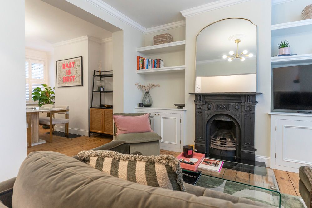 Property photo 3 of 43