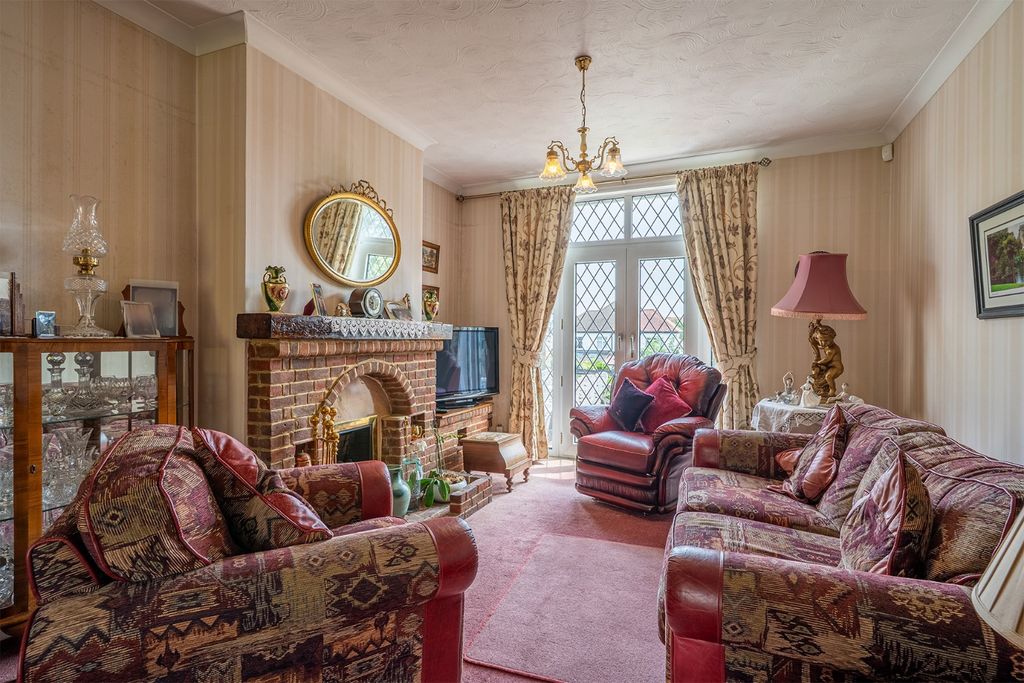 Property photo 3 of 24 5188545