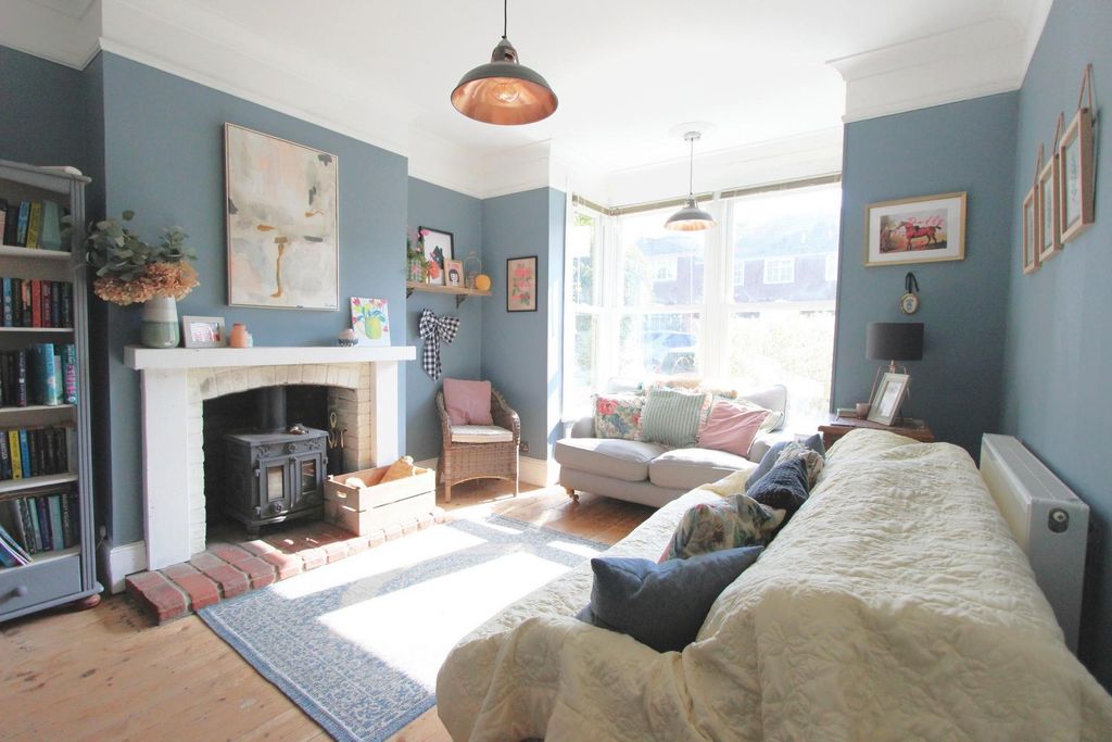 Property photo 2 of 18 Photo 16