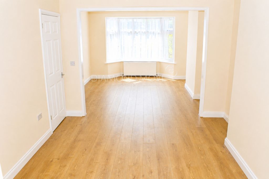 Property photo 2 of 11 Photo 10